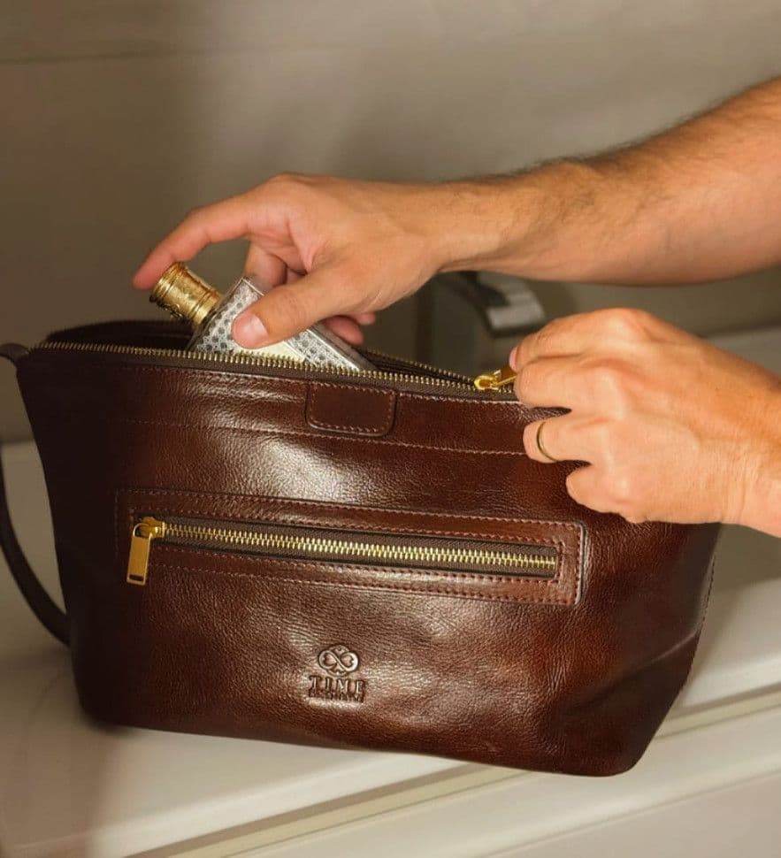 Жіноча шкіряна косметичка Dopp Kit - Ragtime - коричневий колір - Time Resistance 5239101W — 3
