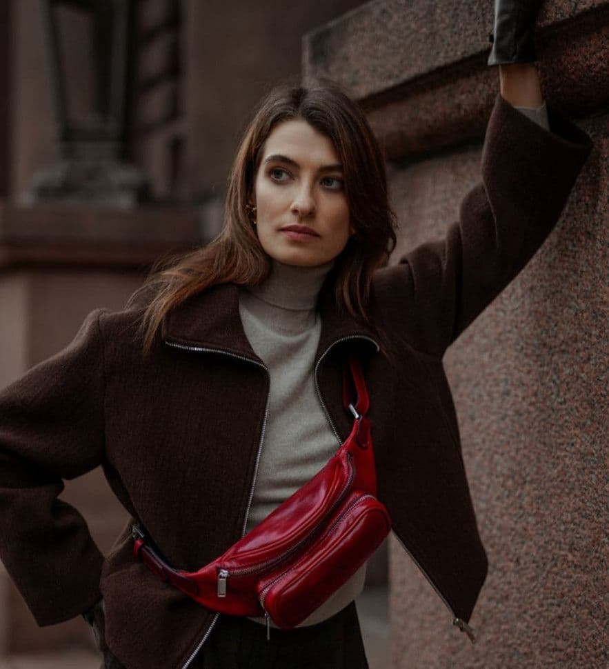 Жіноча шкіряна сумка-слінг Belly Bag - Independent People - червоний колір - Time Resistance 5231701W — 2