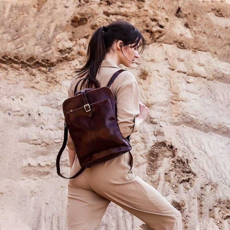 Womens Convertible Leather Backpack Shoulder Bag - Emma - Коричневий колір - Time Resistance 5218801 — 2