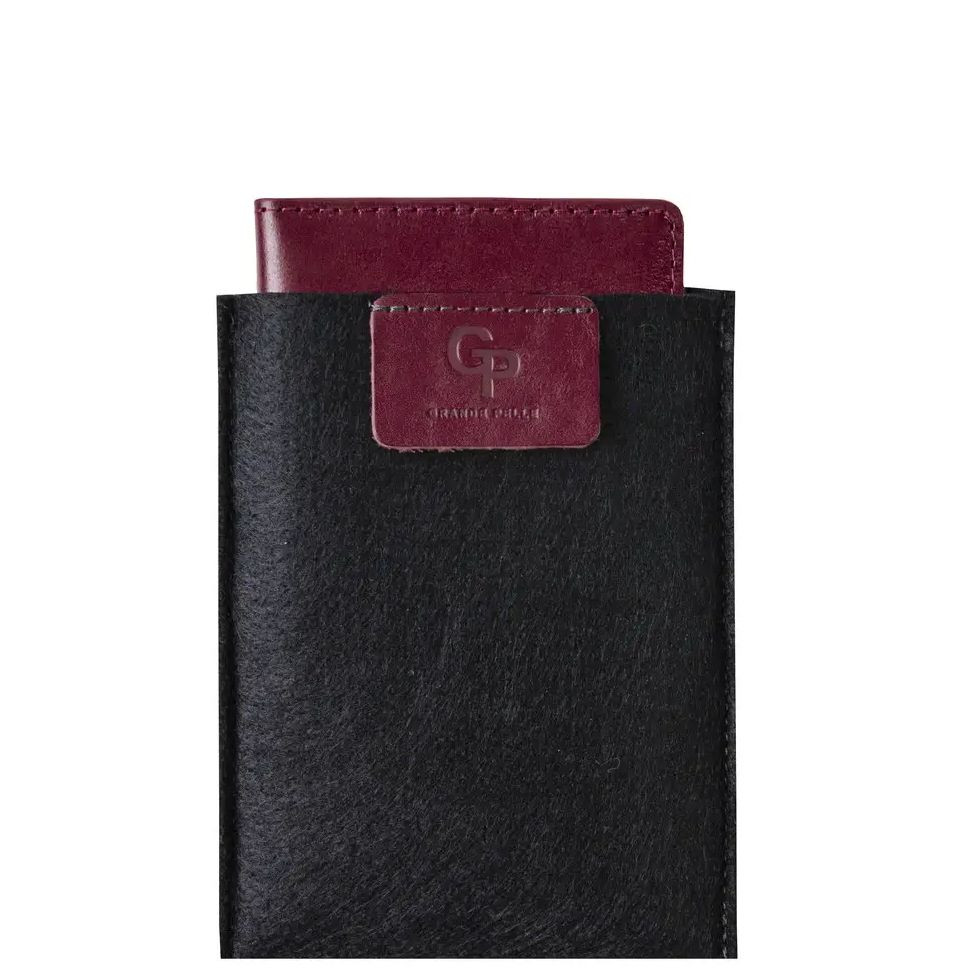 Кожаная обложка на паспорт Grande Pelle 252665 пудровая — 3