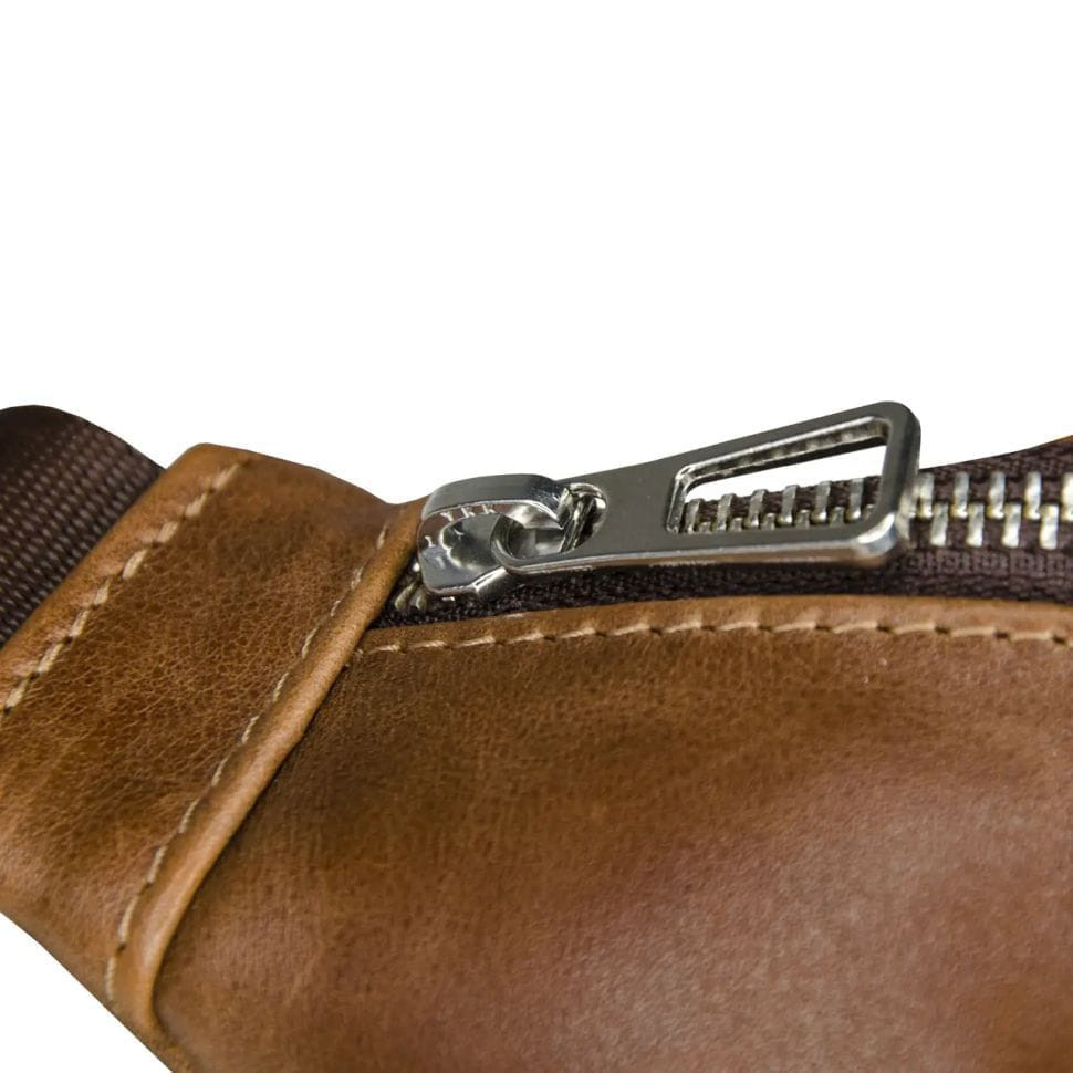 Кожаная сумка на пояс бананка Grande Pelle 741623 коньячная — 4