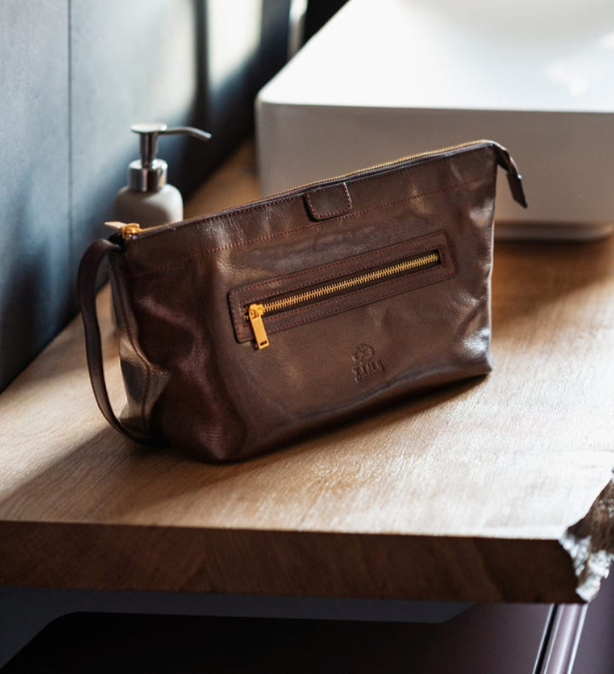 Жіноча шкіряна косметичка Dopp Kit - Ragtime - коричневий колір - Time Resistance 5239101W — 2