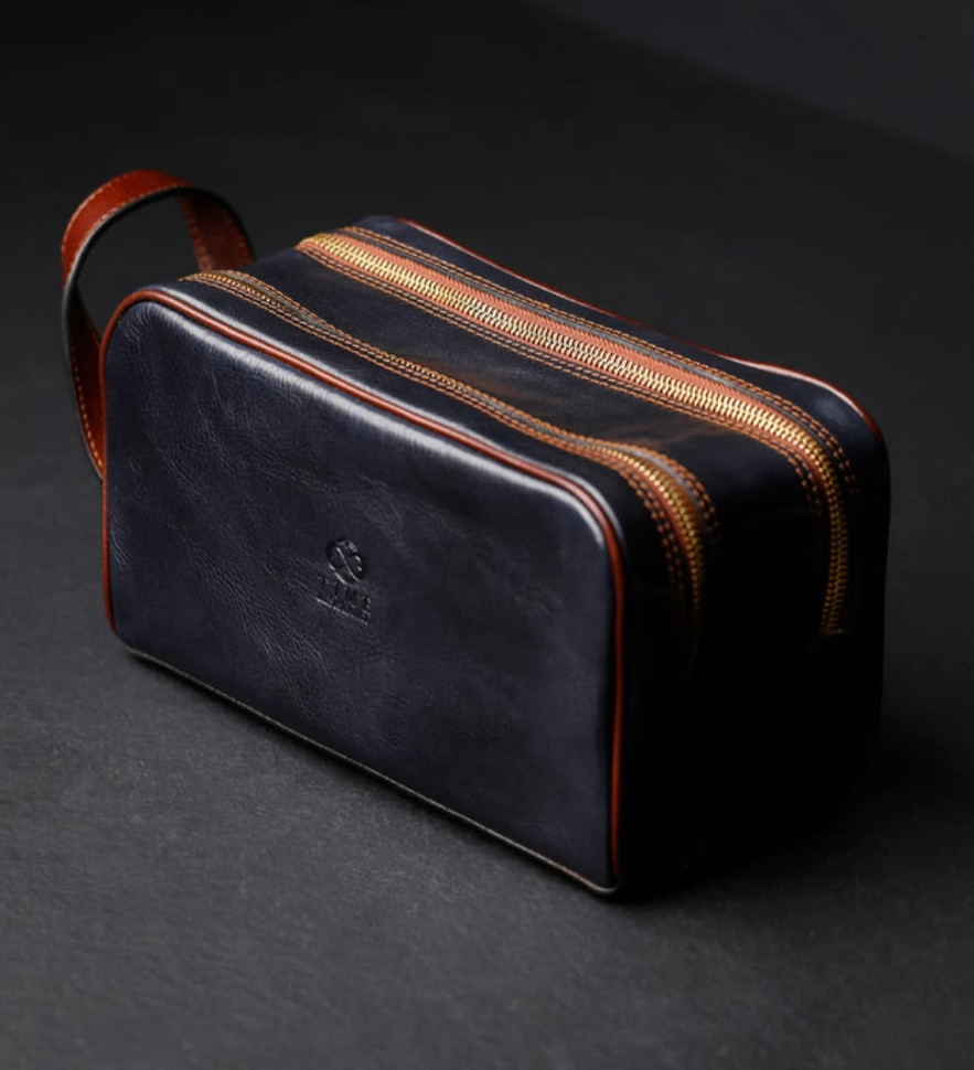 Жіноча шкіряна косметичка Dopp Kit - All the Kings Men - синій колір - Time Resistance 5232001W — 2