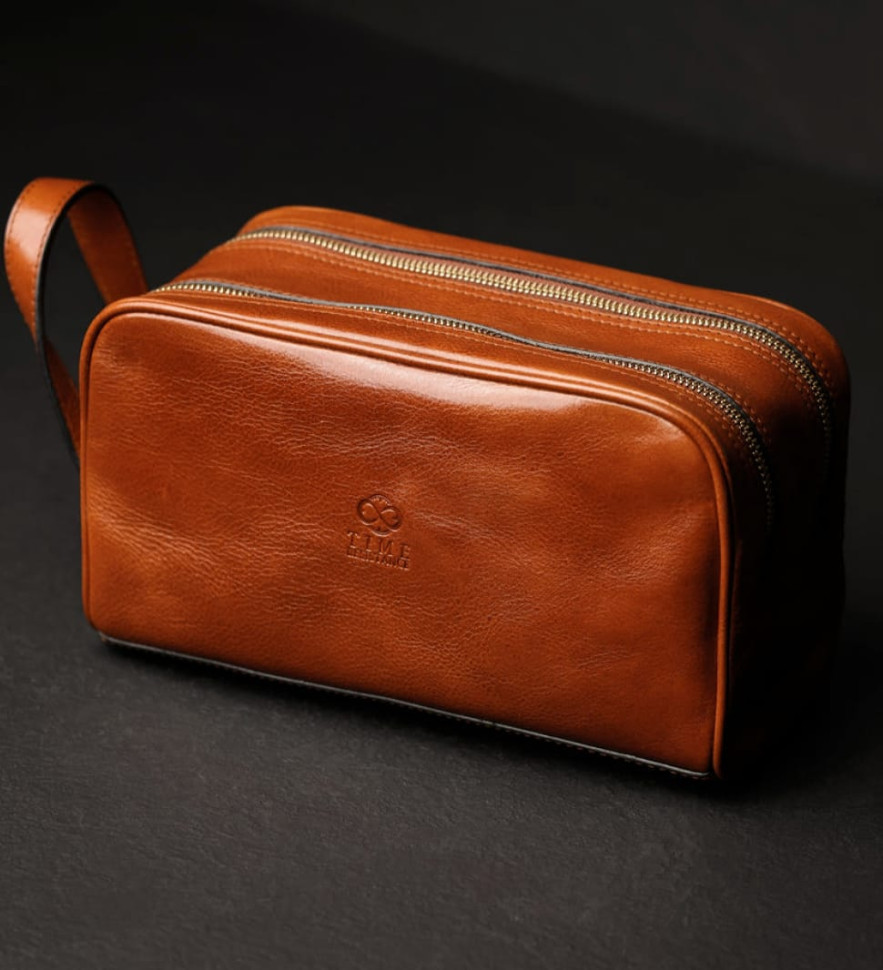 Жіноча шкіряна косметичка Dopp Kit - All the Kings Men - Коньячно-коричневий колір - Time Resistance 5228101W — 2