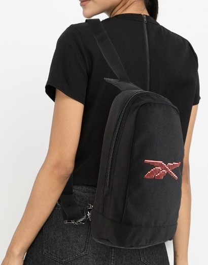 Нагрудна сумка, слінг Reebok Mono Strap чорна