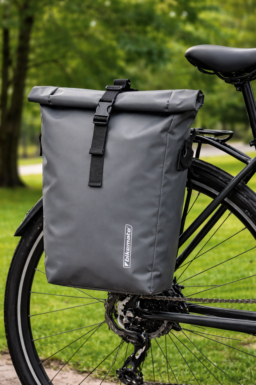 Рюкзак, велосумка на багажник з дощовиком два в одному 22L Bikemate сіра